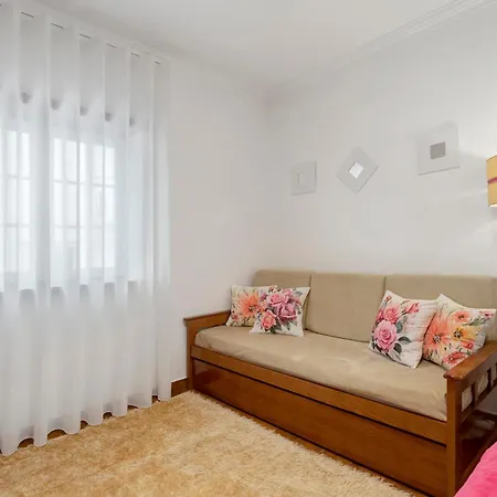 Apartment Solar Do Diabrete T0 *